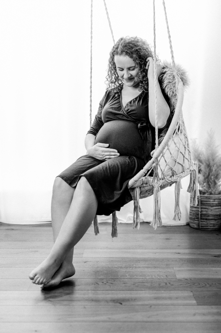 Babybauch Shooting mit Carina und Andre Schwangerschafts Fotos zu zweit photoart hübner Dein Fotograf in NRW 01