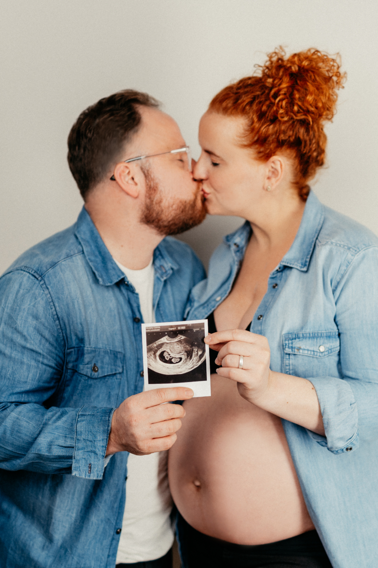 Babybauch Shooting mit Carina und Andre Schwangerschafts Fotos zu zweit photoart hübner Dein Fotograf in NRW 28
