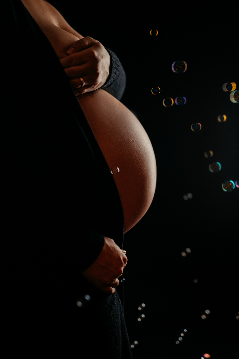 Babybauch Shooting mit Carina und Andre Schwangerschafts Fotos zu zweit photoart hübner Dein Fotograf in NRW 36