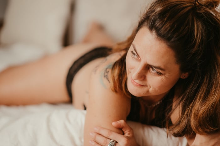 Boudoirshooting mit Julia im Atelier photoart hübner ganz in deiner Nähe 17