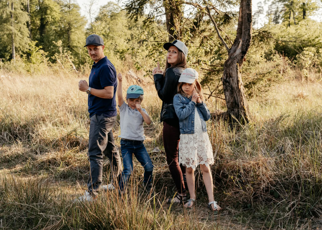 Family Shooting with friends Familien Fotoshooting im Wald 23 .jpg