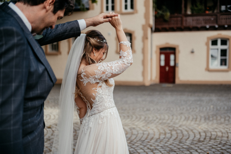 Heiraten auf Schloss Eller in Düsseldorf – Hochzeitsfotos von Patrizia & Jörg photoart hübner Dein Hochzeitsfotograf 31