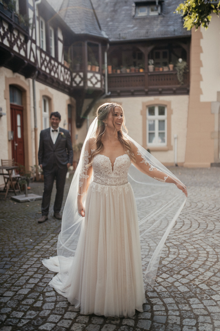 Heiraten auf Schloss Eller in Düsseldorf – Hochzeitsfotos von Patrizia & Jörg photoart hübner Dein Hochzeitsfotograf 33