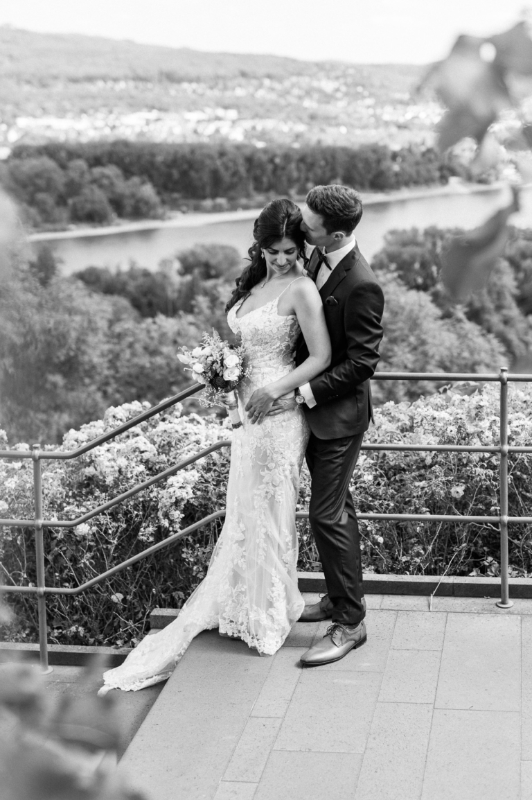 Hochzeit am Rolandsbogen – Marvin und Renan Hochzeitsreportage nahe Bonn photoart hübner Dein Hochzeitsfotograf 35