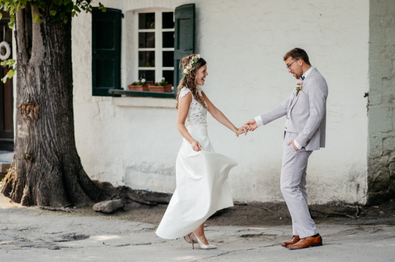 Hochzeitspaar Shooting auf Schloss Linnep in Ratingen durch photoart hübner Deine Hochzeitsfotografin in Deiner Nähe 39