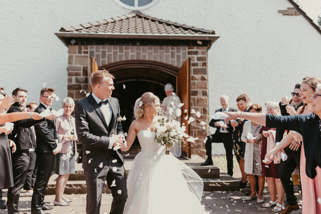 Hochzeitsreportage Jenni und Tim Do it yourself Hochzeit in Bonn Hochzeitsfotograf photoart hübner 32