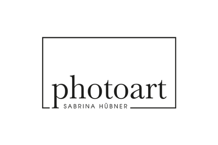 Logophotoart hübner schwarz mit Abstand 250px.psd