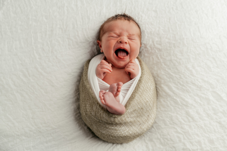 Neugeborenen Fotos – Babyglück – Willkommen kleiner Danilo Neugeborenen Shooting photoart hübner Dein Fotograf 04