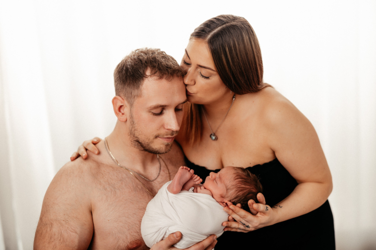 Neugeborenen Fotos – Babyglück – Willkommen kleiner Danilo Neugeborenen Shooting photoart hübner Dein Fotograf 08
