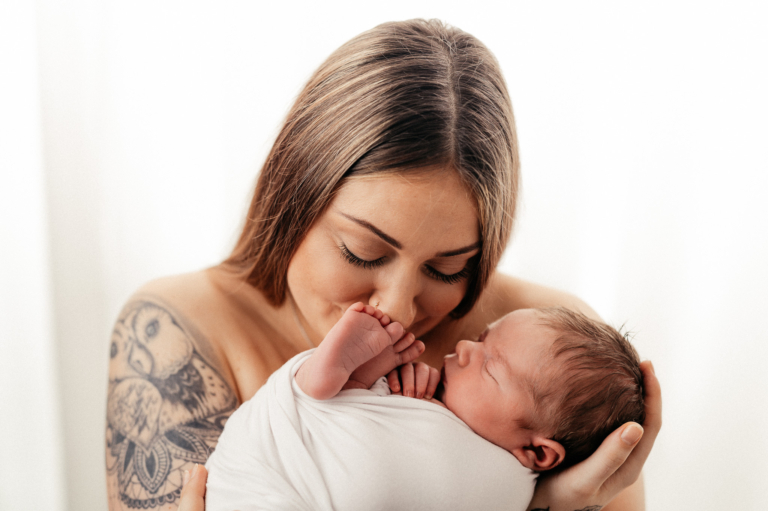 Neugeborenen Fotos – Babyglück – Willkommen kleiner Danilo Neugeborenen Shooting photoart hübner Dein Fotograf 14