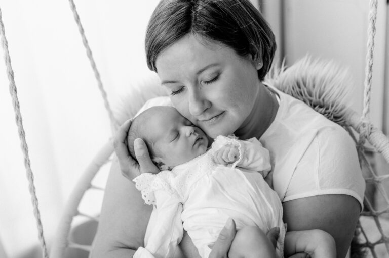 Neugeborenen Shooting mit der kleinen Filippa Newborn Shooting im Fotostudio photoart hübner 03