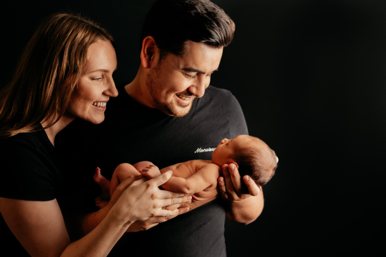 Newbornshooting – „Klein aber Oho“ Neugeborenen Fotografie im Atelier photoart hübner 19