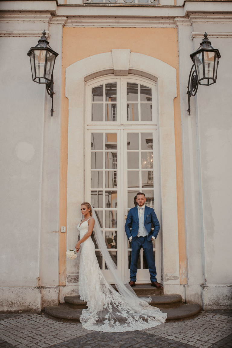 Weddingshoot Katya und Rafael standesamtliche Trauung auf Burg Wissem in Troisdorf photoart hübner Dein Hochzeitsfotograf 18
