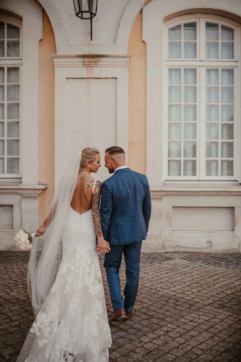 Weddingshoot Katya und Rafael standesamtliche Trauung auf Burg Wissem in Troisdorf photoart hübner Dein Hochzeitsfotograf 23