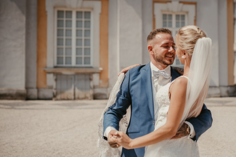 Weddingshoot Katya und Rafael standesamtliche Trauung auf Burg Wissem in Troisdorf photoart hübner Dein Hochzeitsfotograf 33