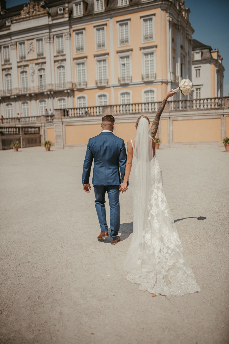 Weddingshoot Katya und Rafael standesamtliche Trauung auf Burg Wissem in Troisdorf photoart hübner Dein Hochzeitsfotograf 34
